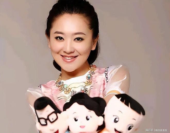 央视27年月亮姐姐新身份曝光，金龟子老路再续传奇（组图） - 16