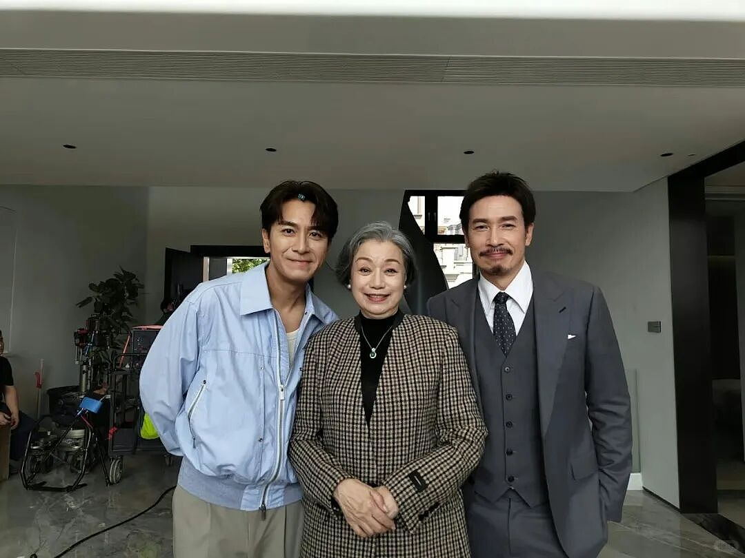TVB女星新剧备受重视，两大视帝演其儿子，74岁单身坚持不婚主义（组图） - 6