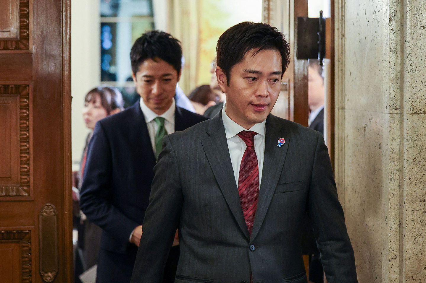首位女首相明日诞生!自民党、维新会组联合政府,支持高市早苗(组图) - 3