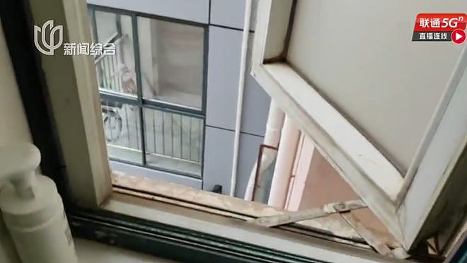 女业主:隔壁楼加装电梯,自己如厕不敢站起拉裤子(组图) - 4