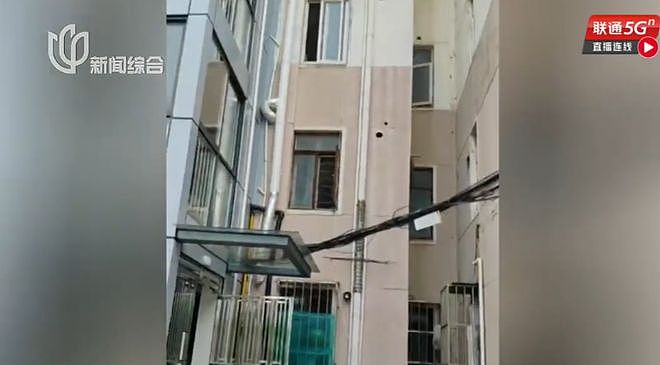 女业主:隔壁楼加装电梯,自己如厕不敢站起拉裤子(组图) - 2