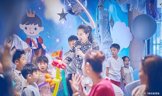 央视27年月亮姐姐新身份曝光，金龟子老路再续传奇（组图） - 19