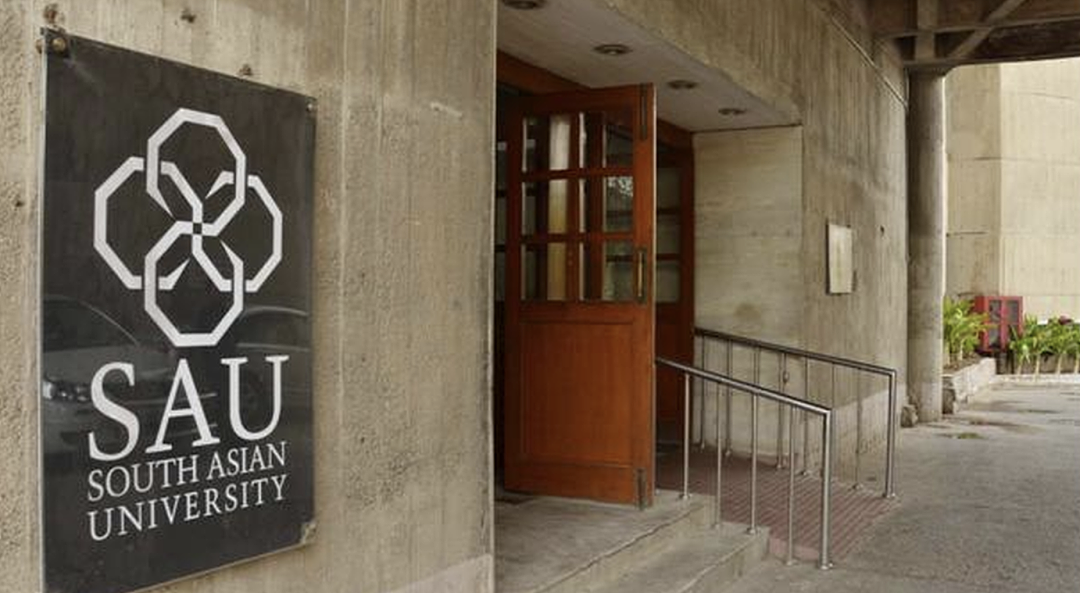 愤怒！女医学生校内惨遭4人侵犯，强行灌药扒衣，女部长炸碎三观 “谁让她晚上出门”（组图） - 5