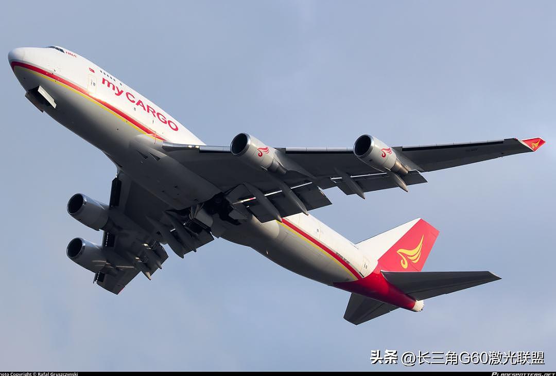 香港国际机场回应货机坠海事故:疑似因失控滑出跑道!更多细节曝光(视频/组图) - 17