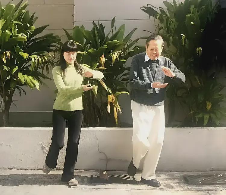 杨振宁长子杨光诺：感谢继母翁帆，这些年她是全家最温暖的依靠（组图） - 9