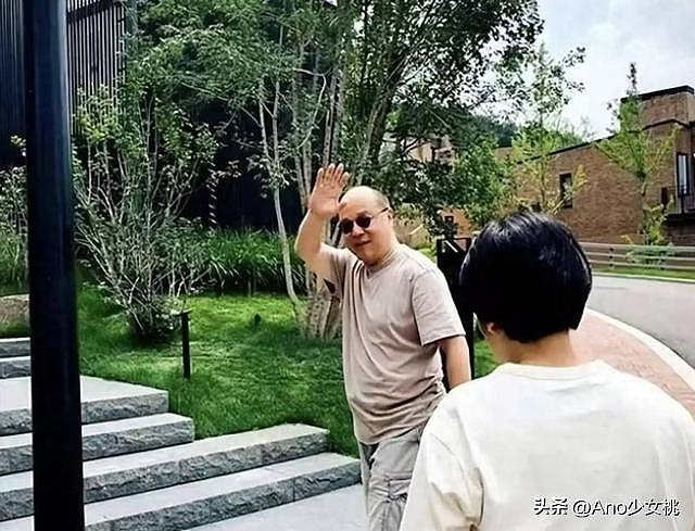王菲前夫窦唯，潦倒落魄只是表象，北京二环四合院才是真底气！（组图） - 13