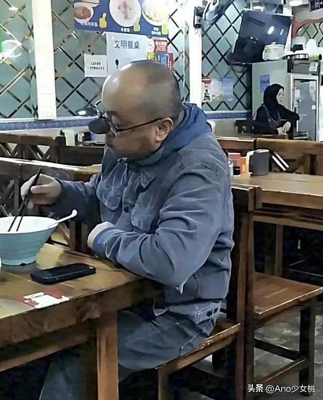 王菲前夫窦唯，潦倒落魄只是表象，北京二环四合院才是真底气！（组图） - 17