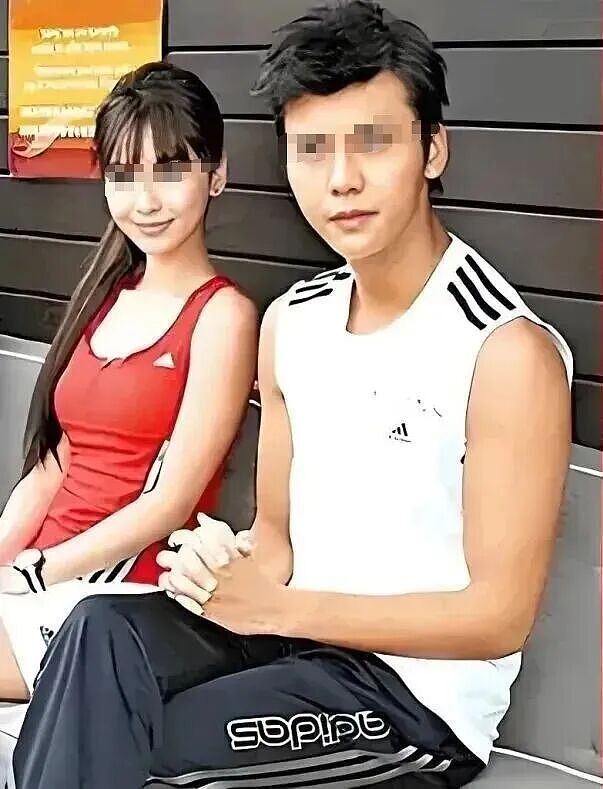 炸了！陈伟霆、何穗官宣生子！过往恋情被扒，和Angelababy、阿Sa曾霸屏港媒头条（组图） - 4