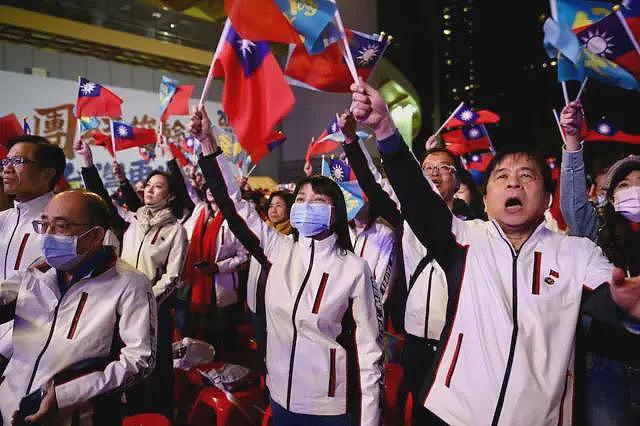 从“台独”到“亲中”:郑丽文当选国民党主席的启示(组图) - 4