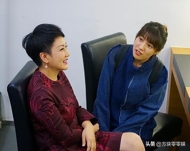 张凯丽34岁嫁给作家，和丈夫相爱30年，偏偏生了个不省心的女儿（组图） - 21