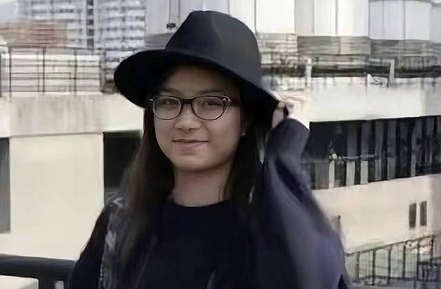 TVB女星拍亲热戏，靠男演员双手遮住重要部位防走光（组图） - 9