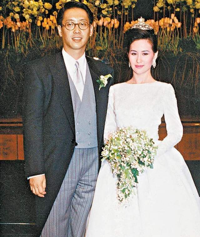 反转！曝何超莲婚礼是亲妈出钱，窦骁不愿签婚前协议，所以没领证（组图） - 17