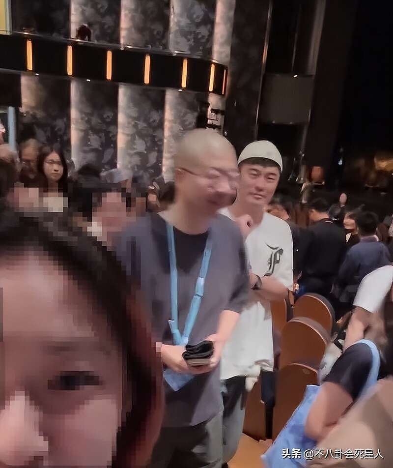 乌镇大佬聚餐:童谣素颜出众,黄磊孙莉夫妻敬酒(组图) - 11