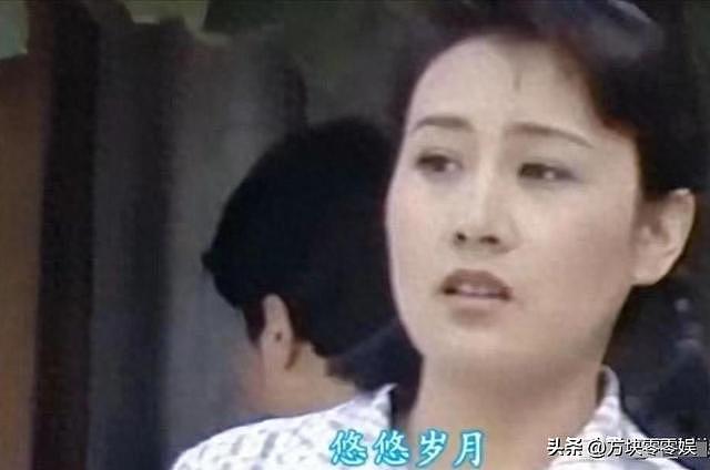 张凯丽34岁嫁给作家，和丈夫相爱30年，偏偏生了个不省心的女儿（组图） - 10