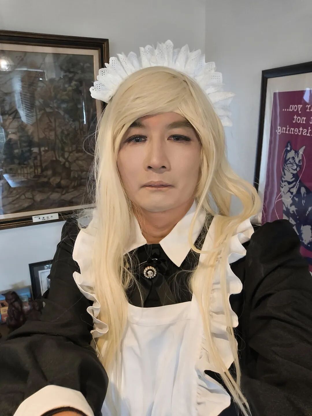 女仆咖啡厅让顾客花钱当女仆,员工享受帝王待遇!但这位大叔,你是来干啥的...(组图) - 23