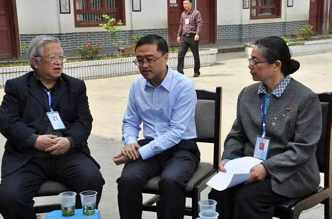 中国外交官退休后杳无音信，10年后揭开谜底（组图） - 35