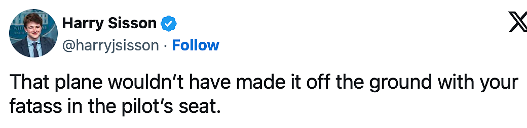特朗普放AI视频，自驾战斗机往抗议人群头上淋屎？？网友们惊呆了…（组图） - 17