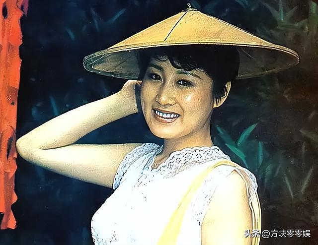 张凯丽34岁嫁给作家，和丈夫相爱30年，偏偏生了个不省心的女儿（组图） - 3