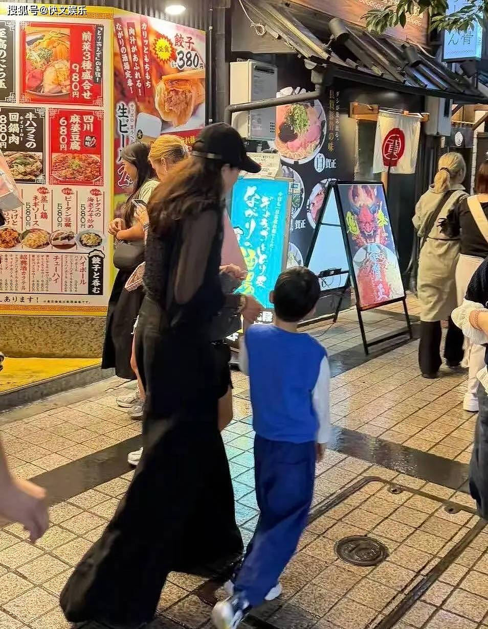章子怡带女儿追星宋雨琦！她也成了女儿奴（组图） - 2