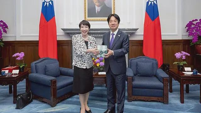 高市早苗当选首相,被视为安倍“弟子”的她对华策略是否会有别于“议员高市”(组图) - 3