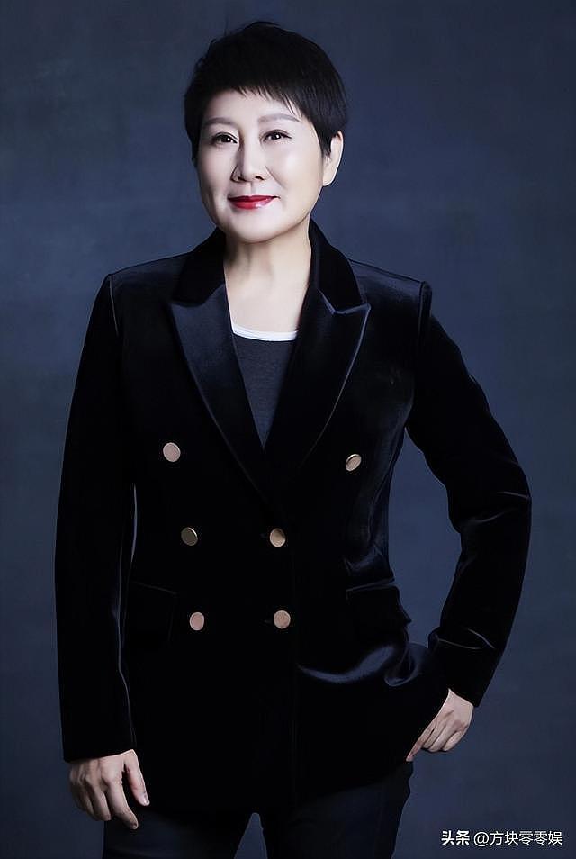 张凯丽34岁嫁给作家，和丈夫相爱30年，偏偏生了个不省心的女儿（组图） - 12