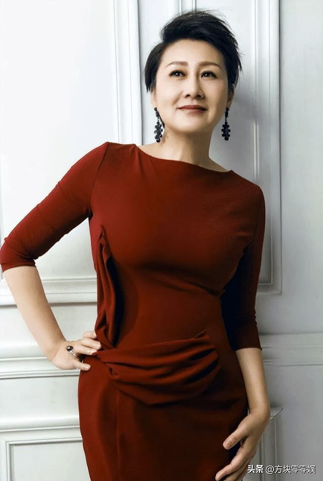 张凯丽34岁嫁给作家，和丈夫相爱30年，偏偏生了个不省心的女儿（组图） - 40