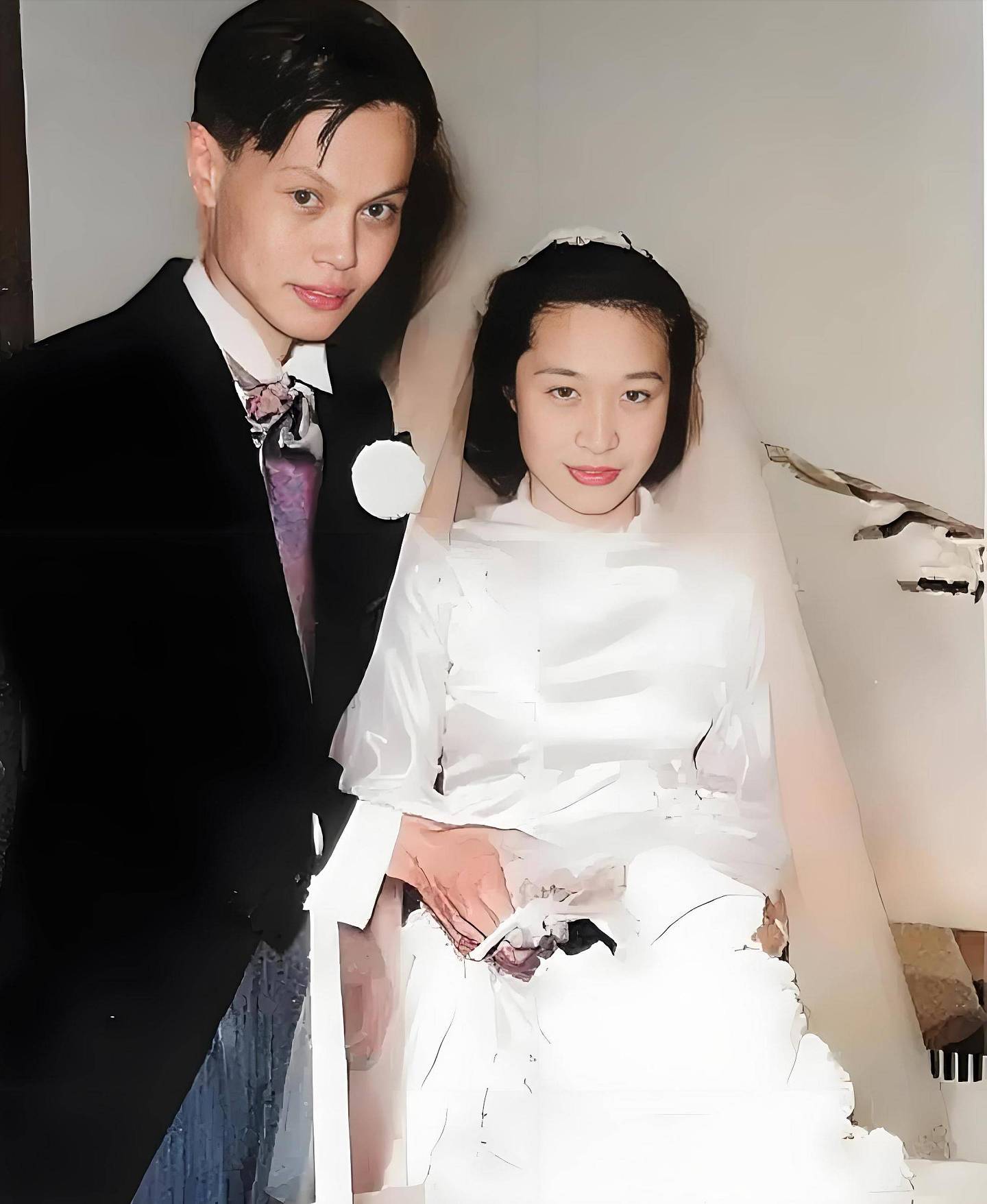 杨振宁病逝,妻子翁帆沉浸在悲痛中(组图) - 4