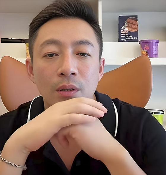 越演越假!小S金钟奖舞台的“姐妹情深戏”,被汪小菲当众戳破(组图) - 4
