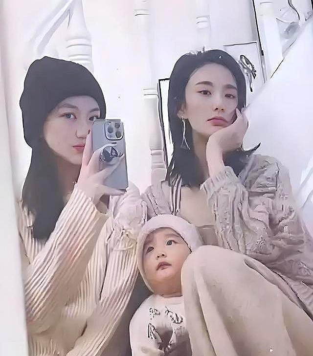 同父不同命！同样是离婚，王菲女儿满身名牌，金喜女儿却凄惨无比（组图） - 4