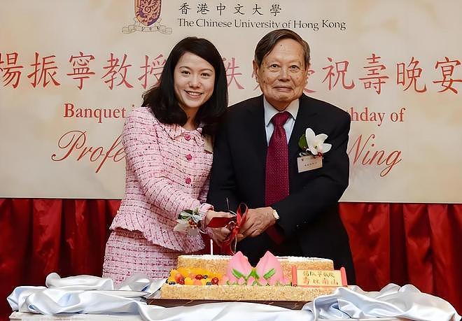 从质疑到理解，原来49岁无儿无女的翁帆，早被杨振宁安排好了退路（组图） - 5