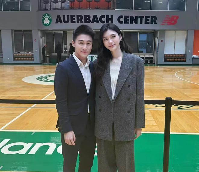 何超莲向路人辟谣婚变!业内曝窦骁遭遇豪门杀猪盘,被女方当跳板(组图) - 20