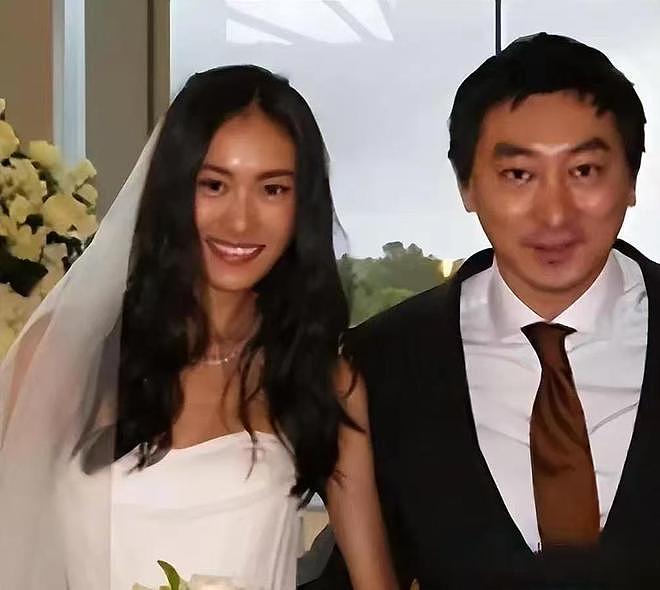 何穗产子，四大超模情归何处？争议中找到真爱，一个比一个甜（组图） - 44