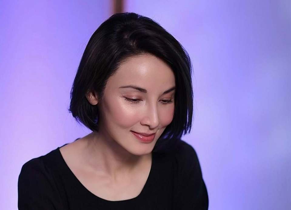 香港知名混血女星状态冻龄，嫁入豪门风韵犹存，不介意当后妈（组图） - 5