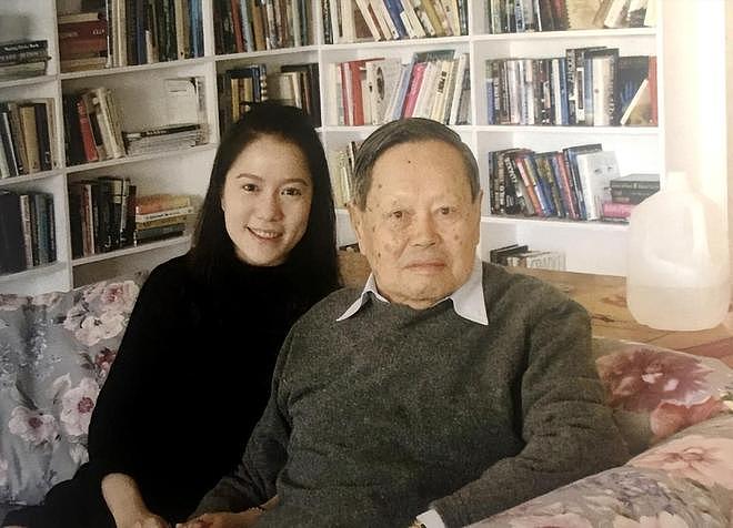 从质疑到理解，原来49岁无儿无女的翁帆，早被杨振宁安排好了退路（组图） - 4