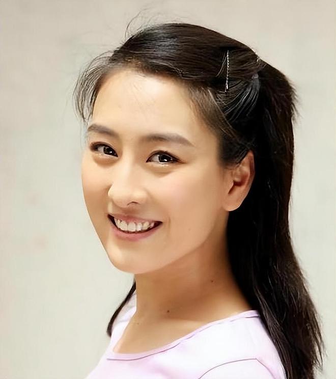 被黑人驮在肩上,和孔令辉同居11年的马苏,现如今依旧孑然一身(组图) - 4