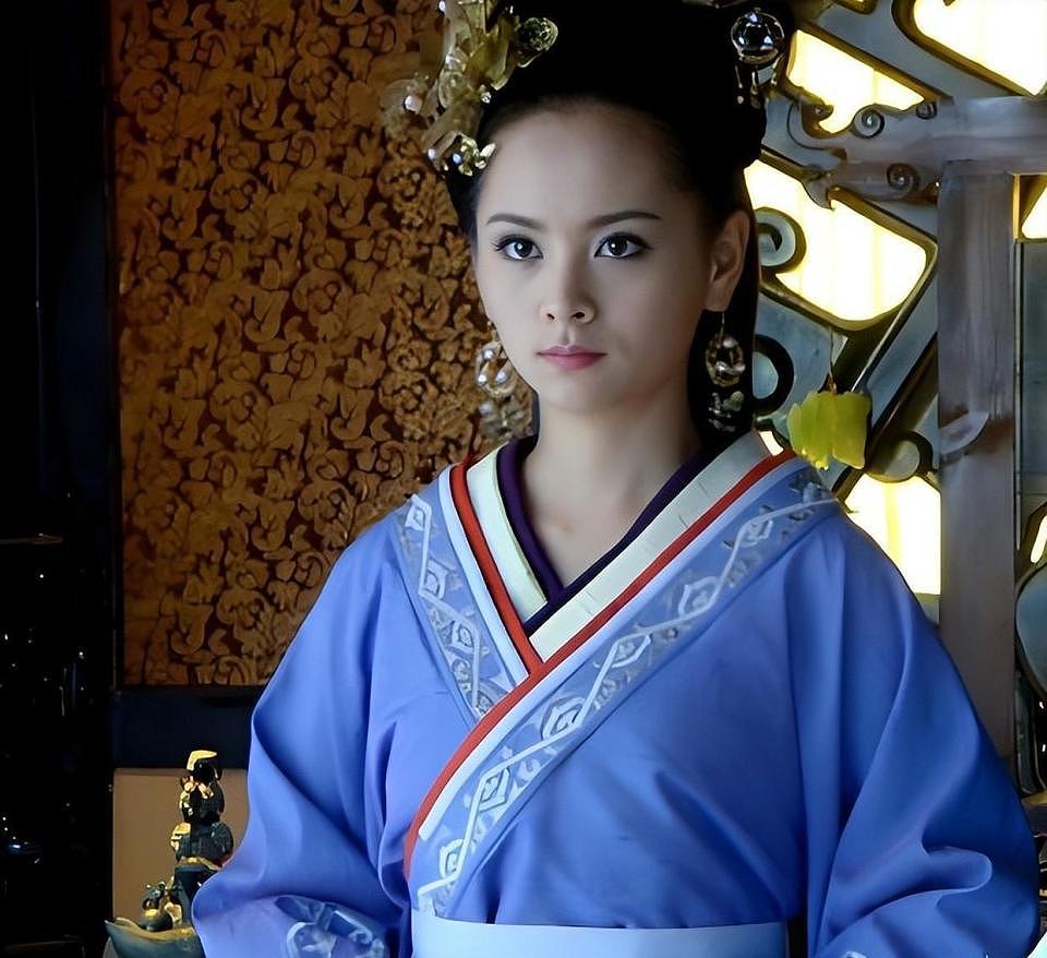 邓莎：嫁了富豪又控诉“丧偶式婚姻”，她能像黄圣依般翻红吗（组图） - 12
