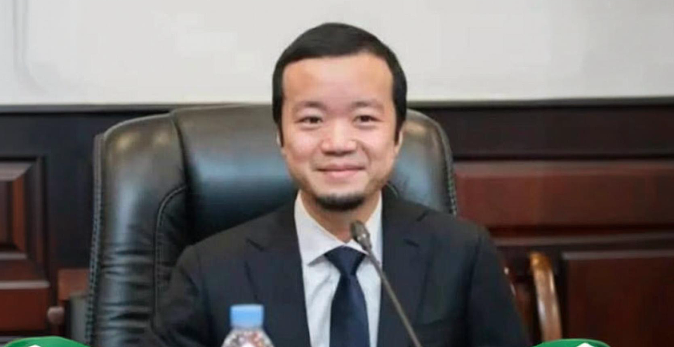 离谱!太子集团的陈志,曾被国内的一些媒体称为“青年才俊”(组图) - 1