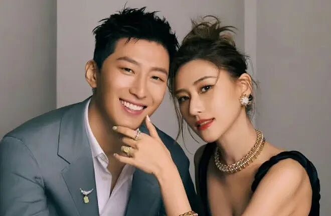 何超莲窦骁“婚变“风波再起！ 28页婚前协议成关键！ 金童玉女压根没登记…（组图） - 1