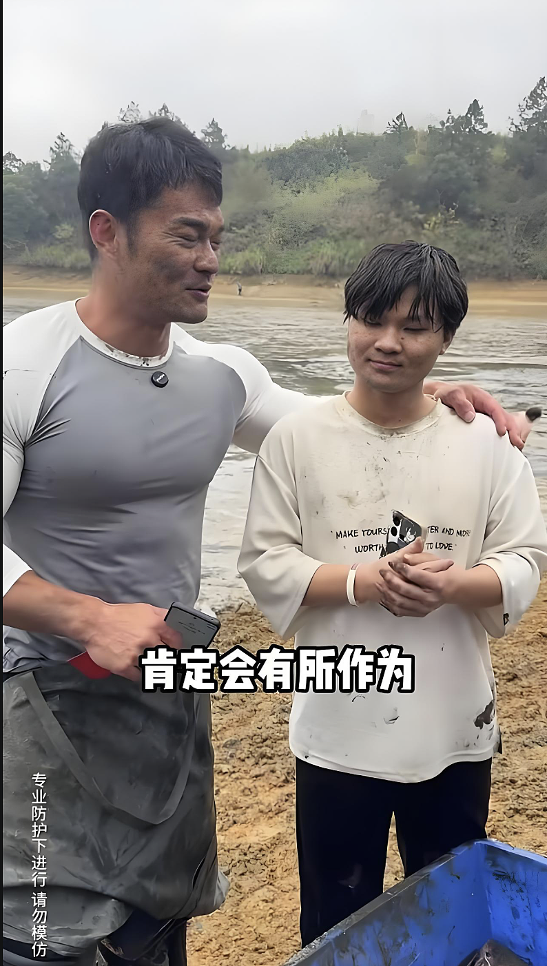 开大劳、住豪宅，炫富网红扎堆演“破产”，哭一场清货 2000万？（组图） - 14
