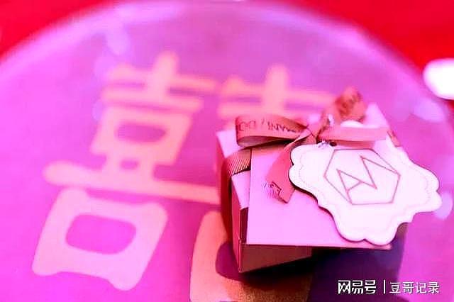三胎女儿报到，郭富城说拥有三颗璀璨的明珠他无比幸福富足（组图） - 4