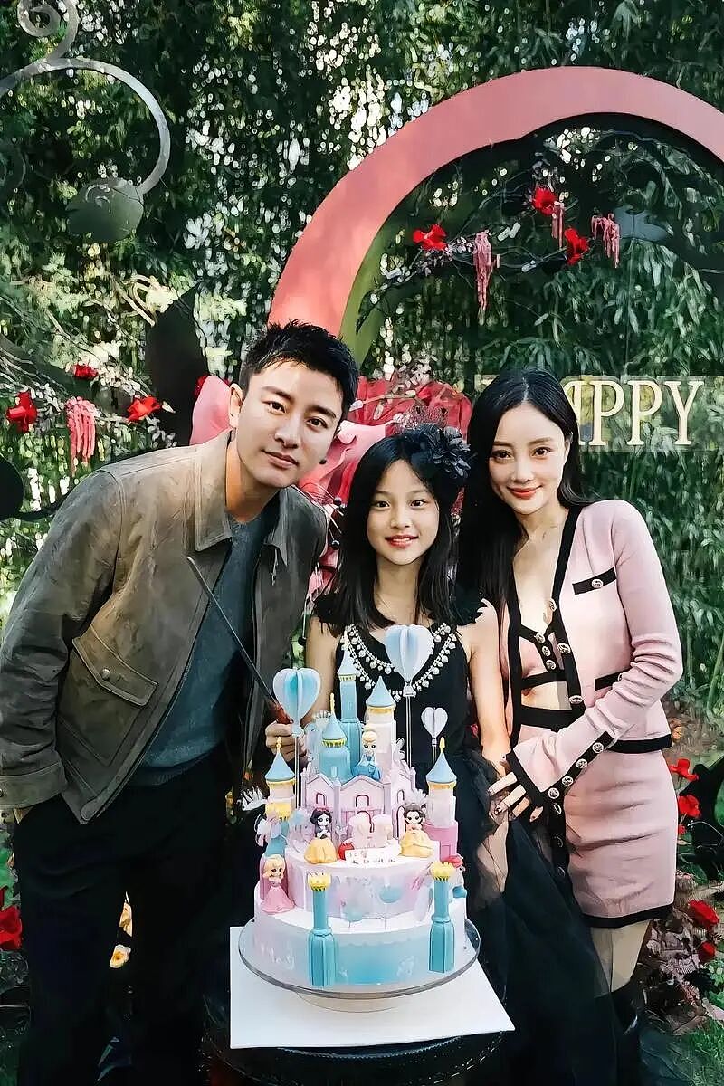 李小璐:44岁,复出失败,成为弃子(组图) - 37