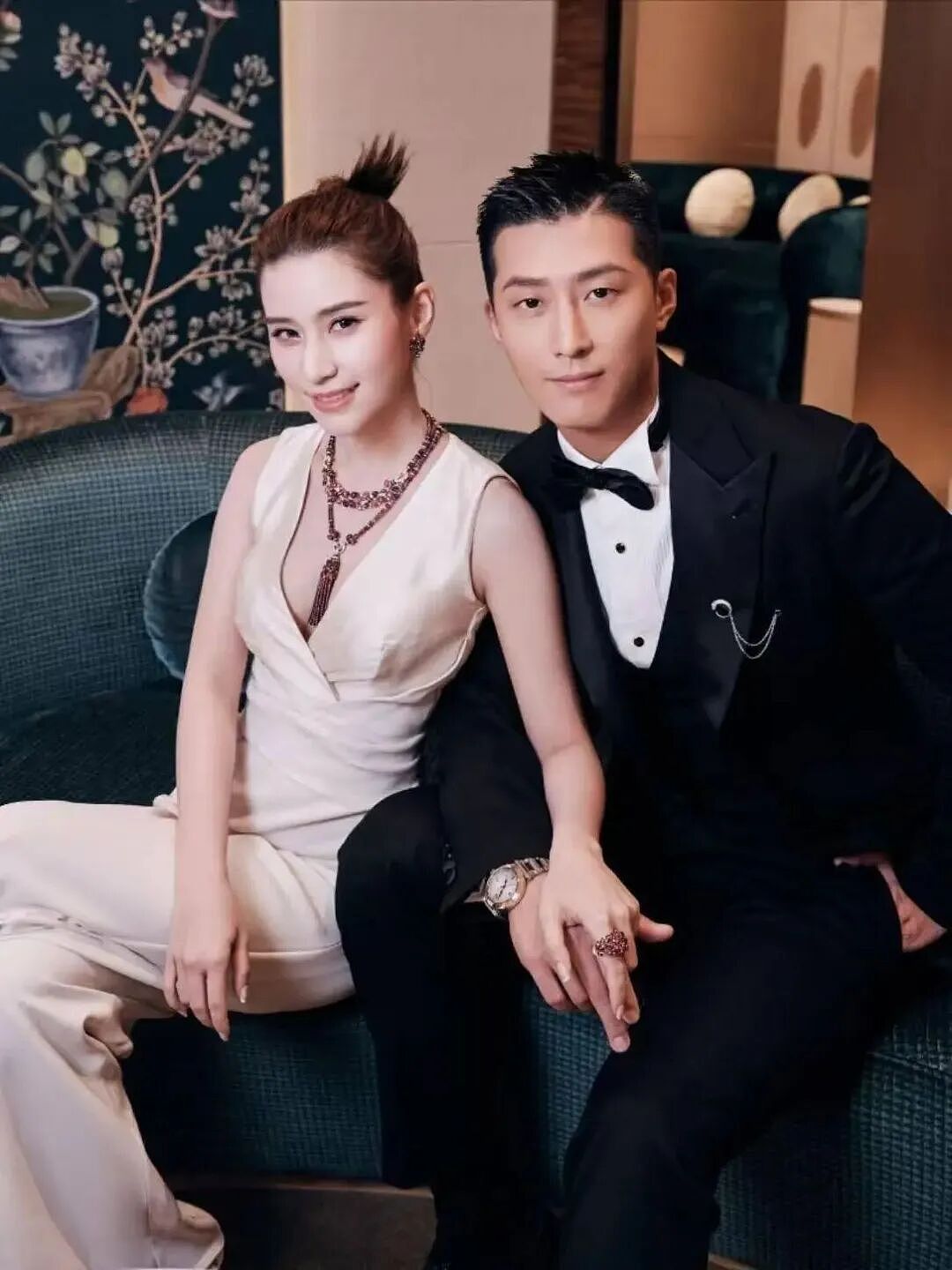 何超莲窦骁“婚变“风波再起！ 28页婚前协议成关键！ 金童玉女压根没登记…（组图） - 5