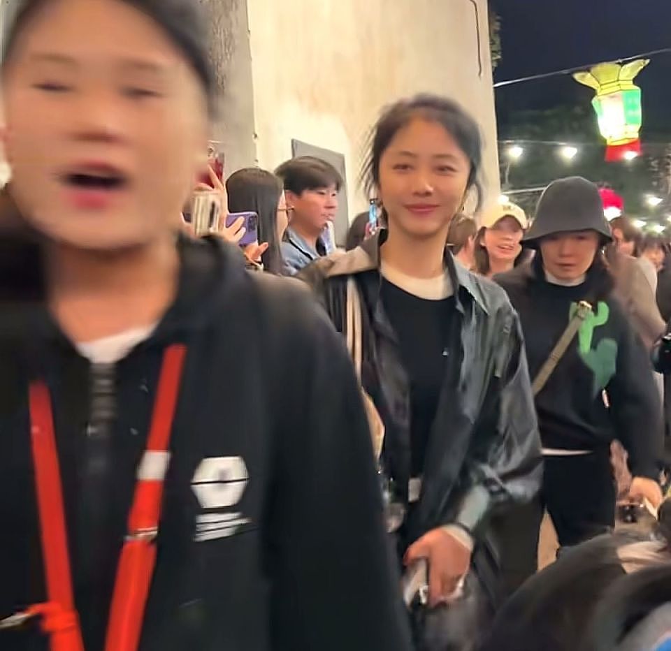 乌镇戏剧节饭局，明星们吃的是饭，还是人脉的“敲门砖”（组图） - 15