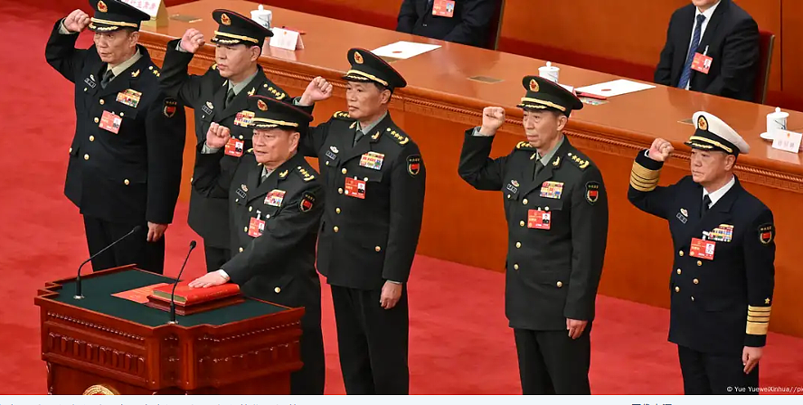从政坛到军界：中共高层迎来最大换血潮（图） - 1
