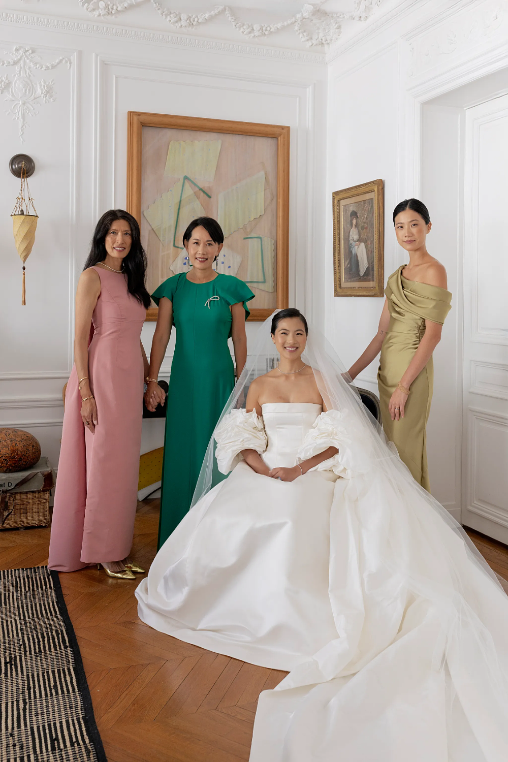 纪梵希的中法混血继承人大婚，迎娶韩国女同学，新娘的婚纱惹争议（组图） - 6