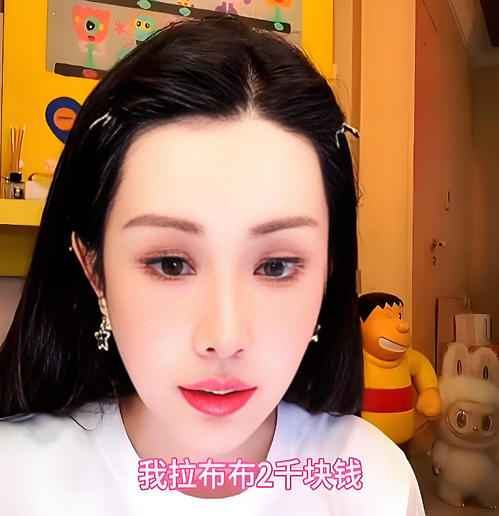 开大劳、住豪宅，炫富网红扎堆演“破产”，哭一场清货 2000万？（组图） - 9