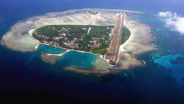 澳洲P-8A巡逻机闯西沙群岛领空,歼-16驱离距离一度仅30公尺(图) - 1