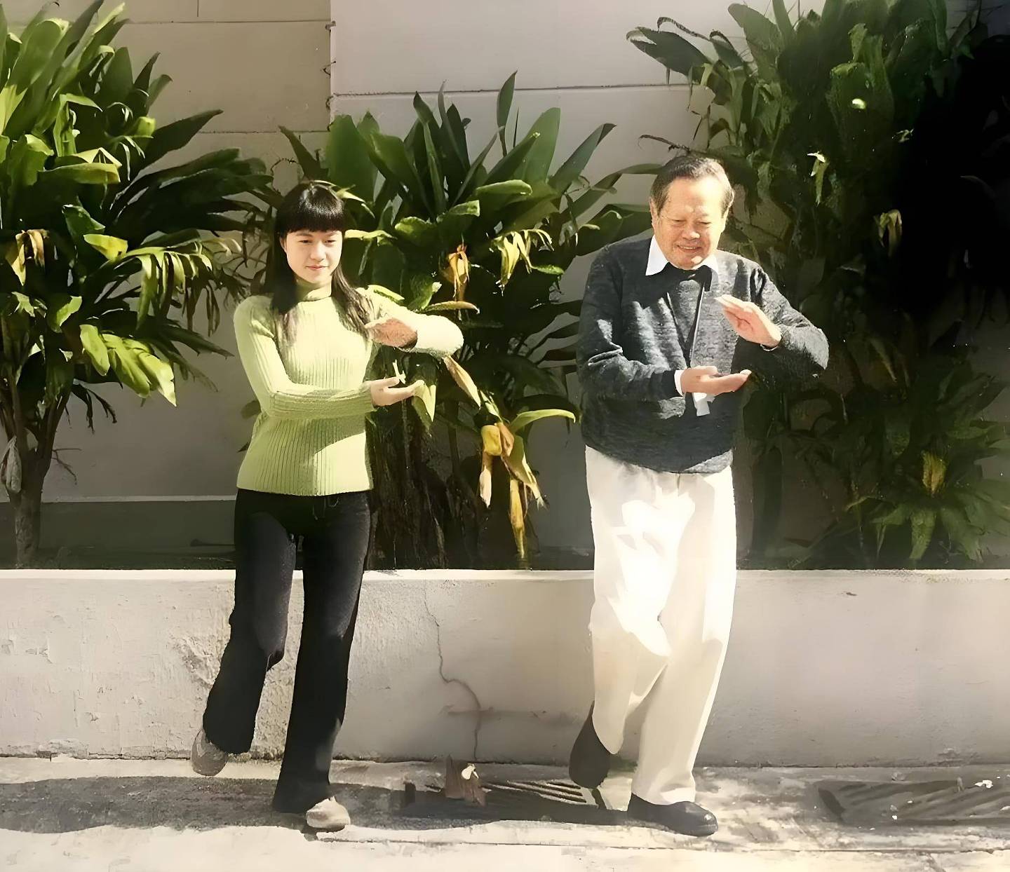 杨振宁长子杨光诺:感谢继母翁帆,这些年她是全家最温暖的依靠(组图) - 9