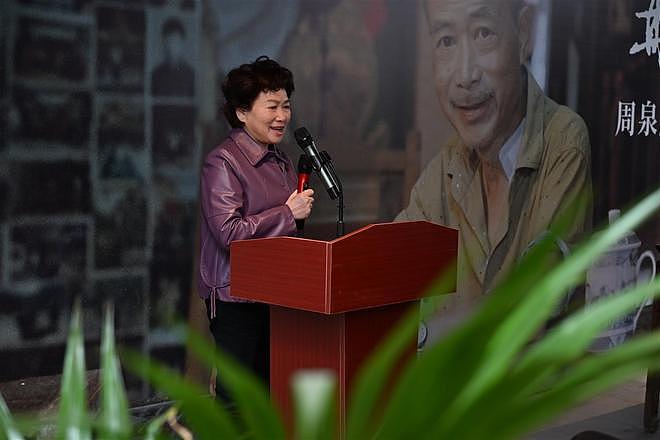 开了45年照相馆,72岁患癌老人办生前告别式,亲姐:我们之间的牵挂是一生一世直至永恒(组图) - 2