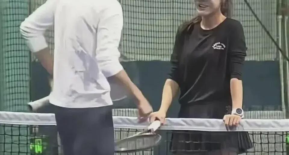 “小姨妈”邓家佳二婚?因不愿生育甩前夫(组图) - 2